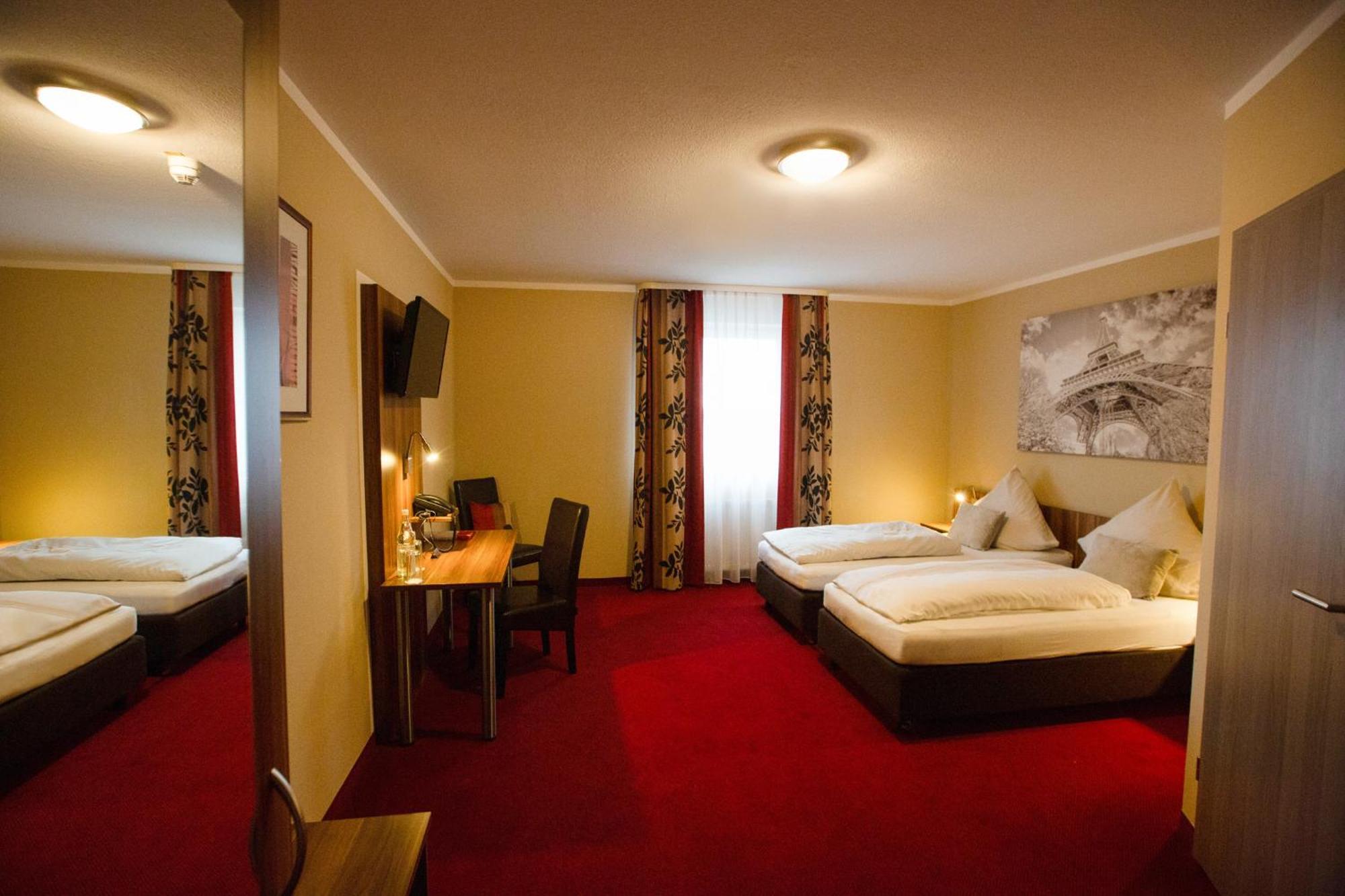 Auwald Hotel Ingolstadt Bagian luar foto