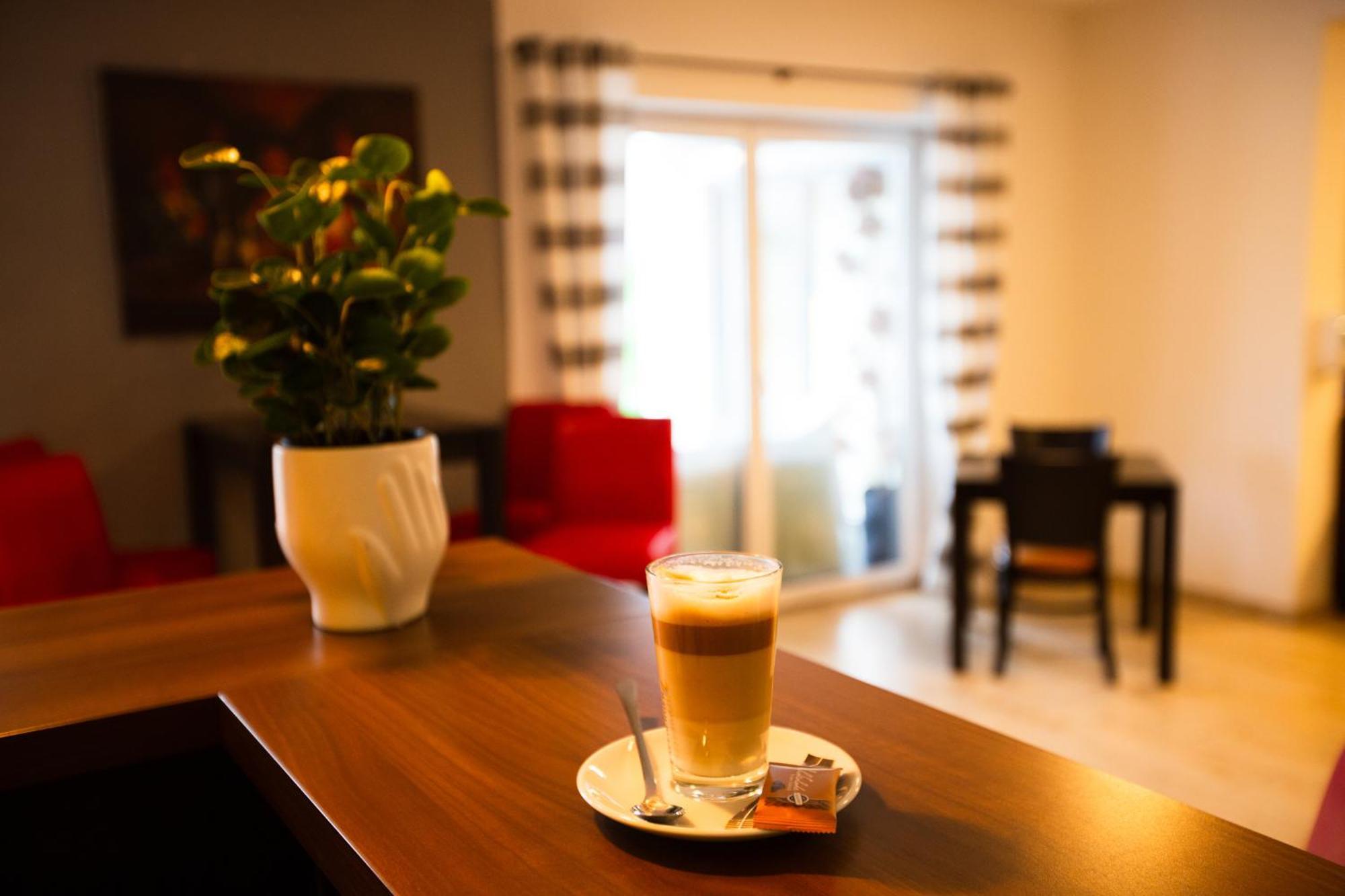 Auwald Hotel Ingolstadt Bagian luar foto