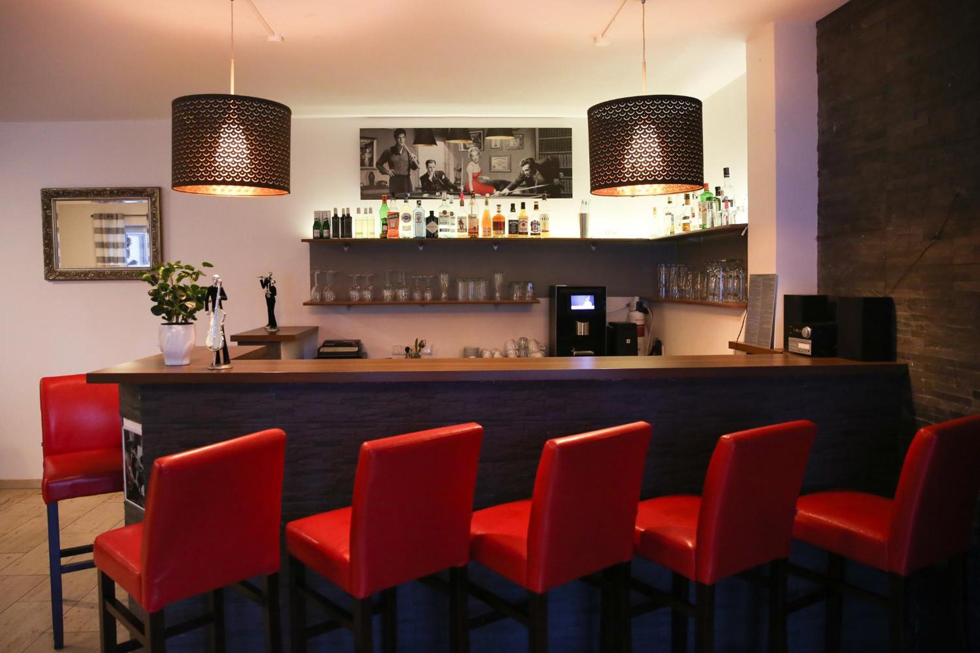 Auwald Hotel Ingolstadt Bagian luar foto